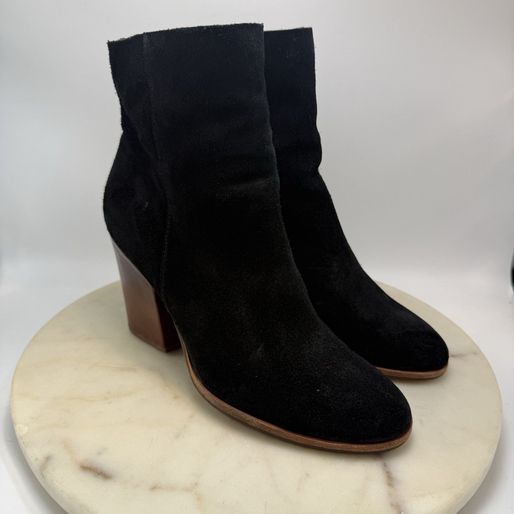 KORK EASE Petra Black Suede Heeled Ankle Bootie Side Zip Size 9M